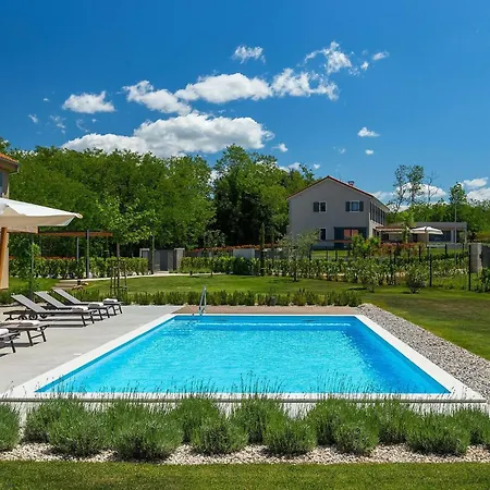 Krostula Holiday home *