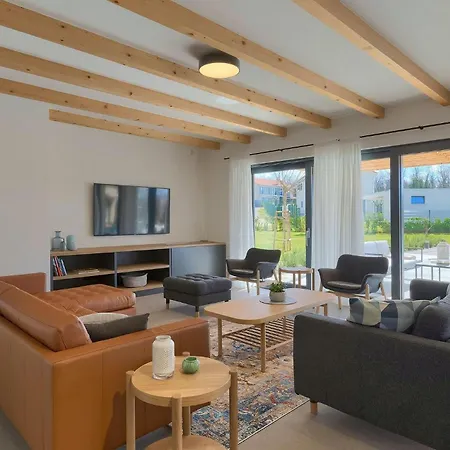 Krostula Holiday home *