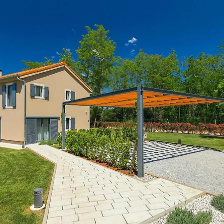 Ferienhaus Krostula