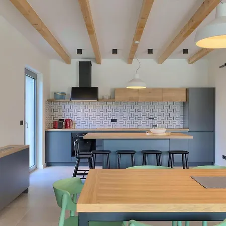Ferienhaus Krostula *