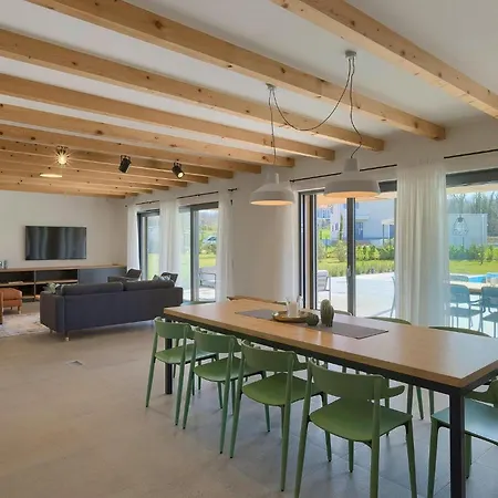 Ferienhaus Krostula *